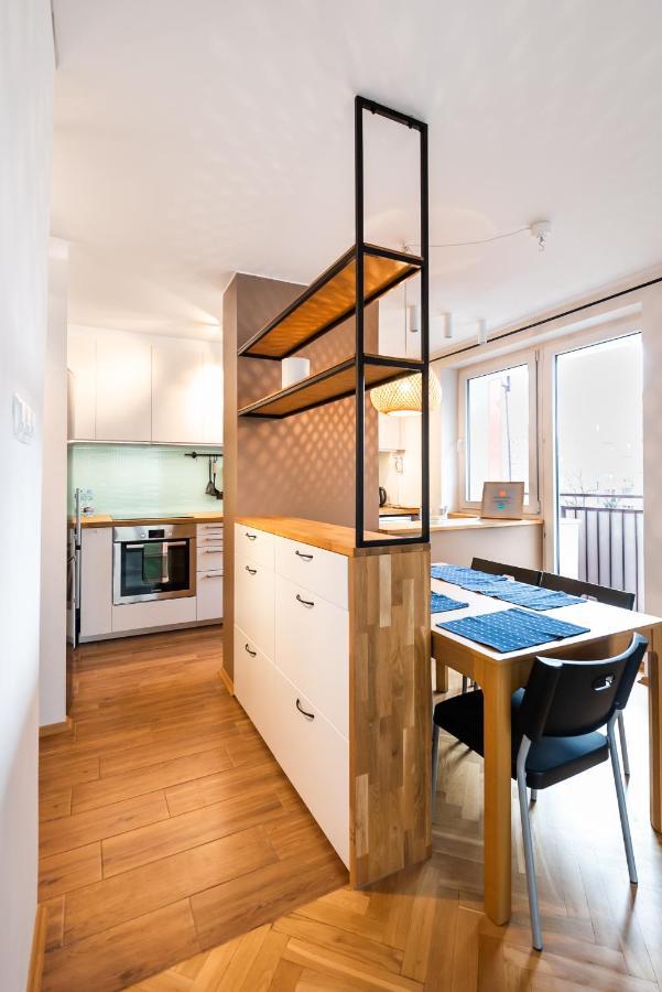 Ochota Artistic Space Apartment Варшава Экстерьер фото